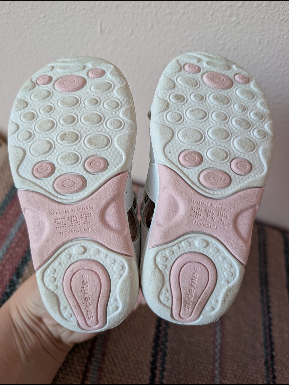 Stride Rite White Leather Toddler Sandals - Picture 6 of 7